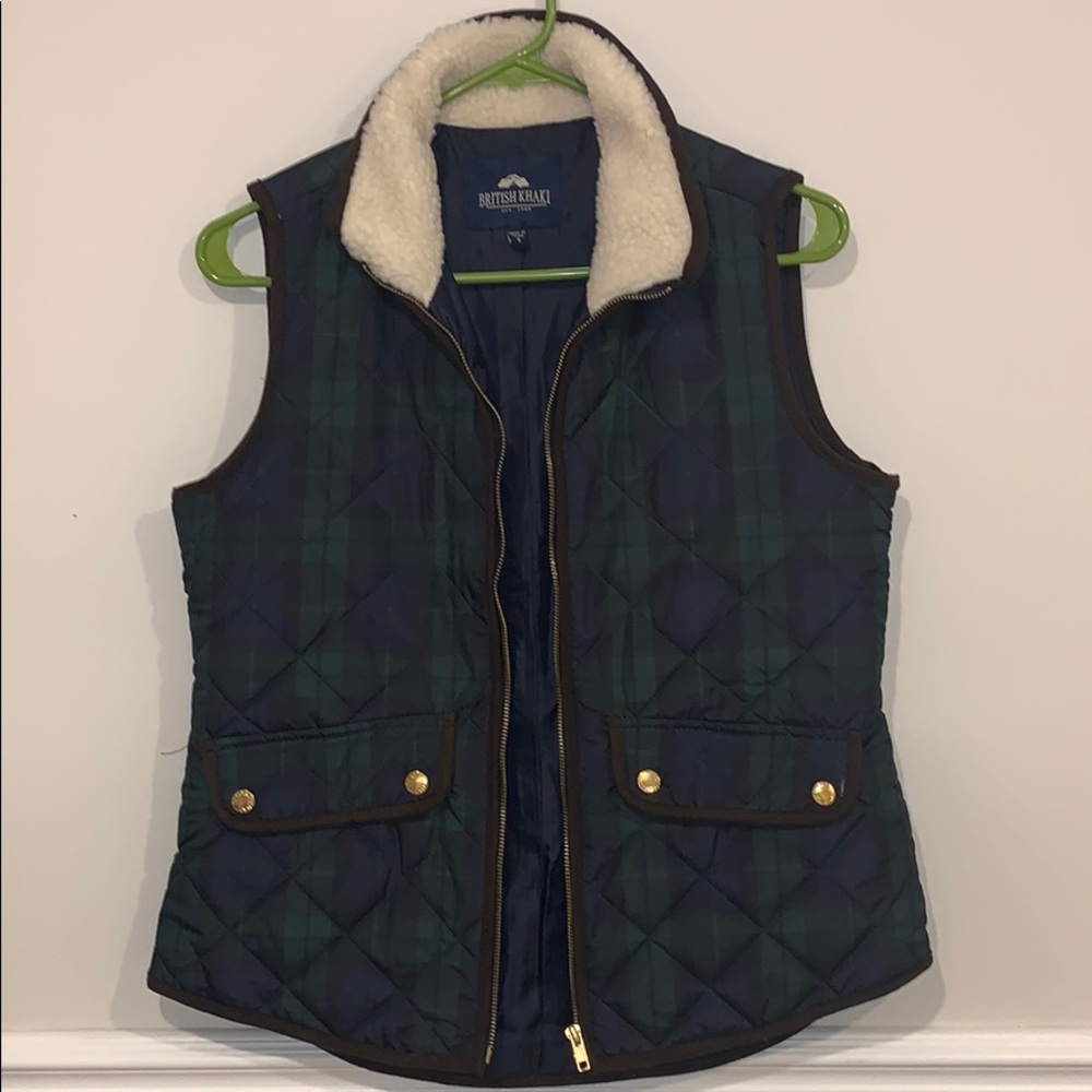 A small vest!